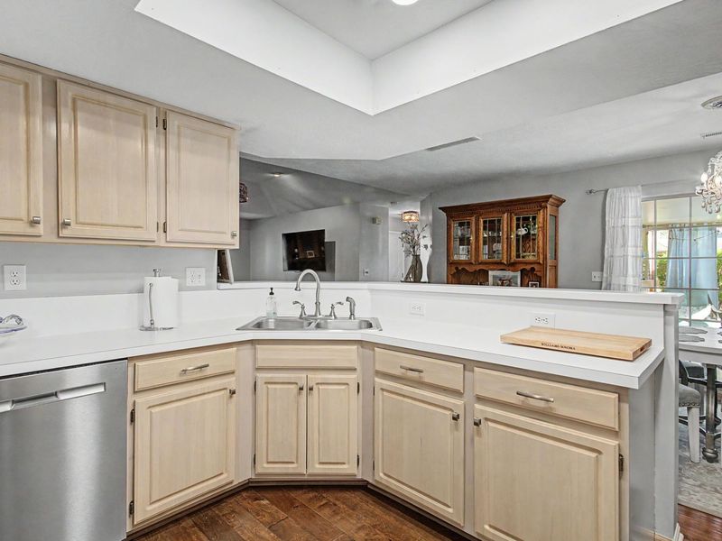 9472 Clermont Boulevard , Powell, OH 43065 Photo 17