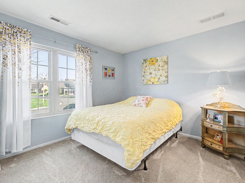 9472 Clermont Boulevard , Powell, OH 43065 Photo 32