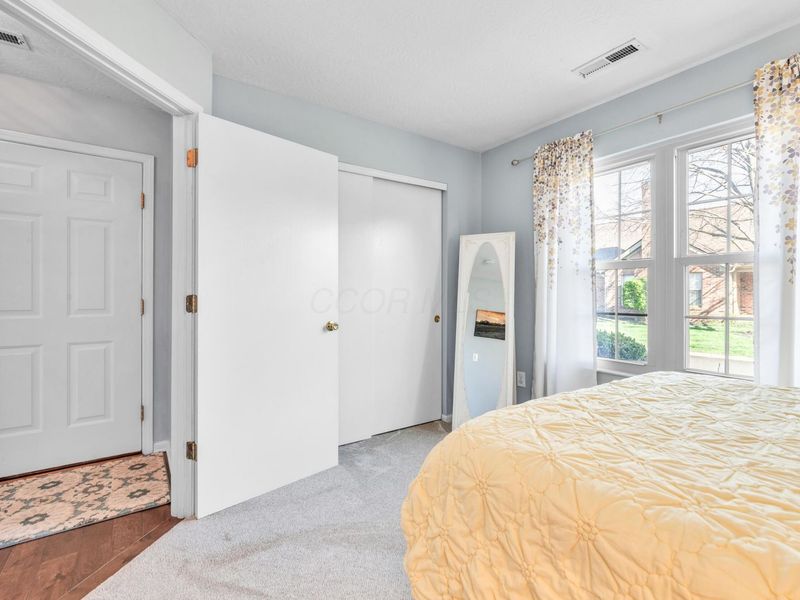 9472 Clermont Boulevard , Powell, OH 43065 Photo 34