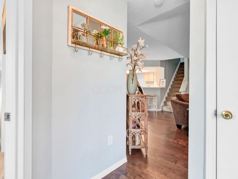 9472 Clermont Boulevard, Powell, OH 43065 Photo 5