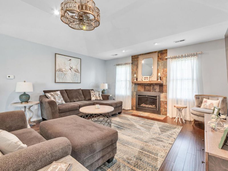 9472 Clermont Boulevard , Powell, OH 43065 Photo 5