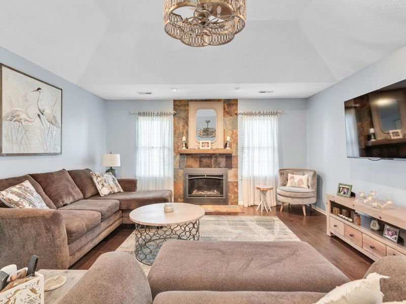 9472 Clermont Boulevard , Powell, OH 43065 Photo 8