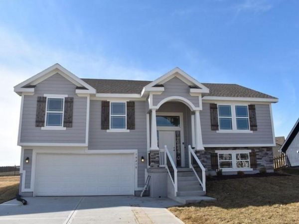 6015 NE 118th Terrace, Kansas City, MO 64156