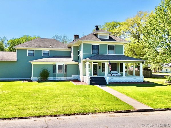 607 NE 2nd Street , Stigler, OK 74462