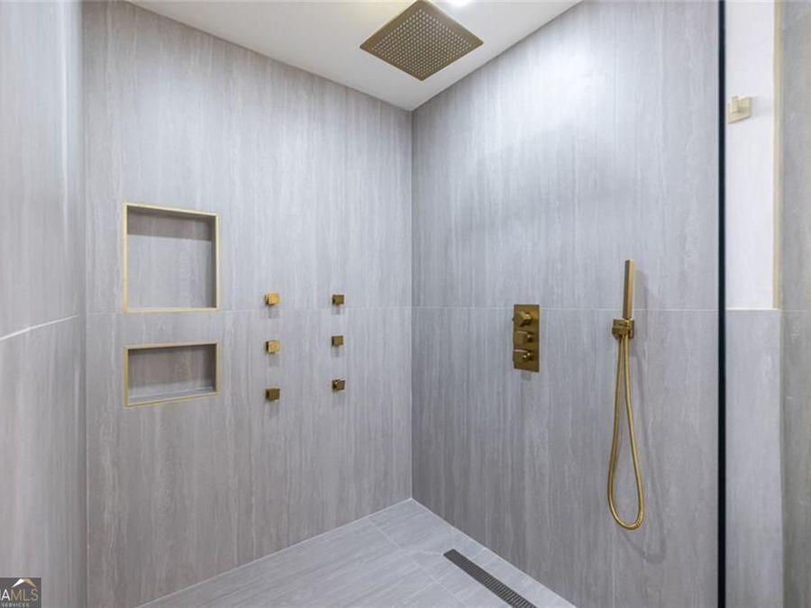 Property Image 70