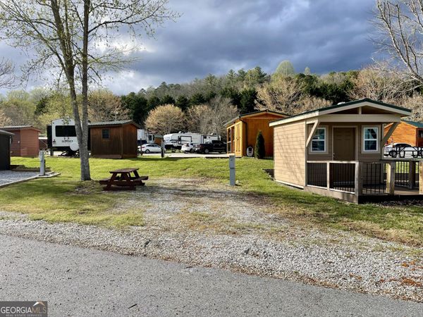 41 Fleetwood, Dillard, GA 30537