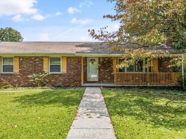 4621 Royalview Rd , Knoxville, TN 37921