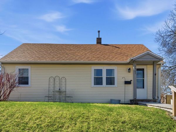 1507 W 38th Street, Davenport, IA 52806