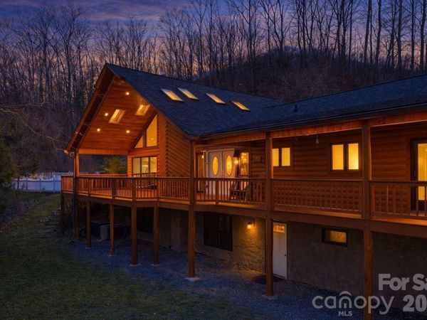 112 Hawks Nest Ridge , Cullowhee, NC 28723