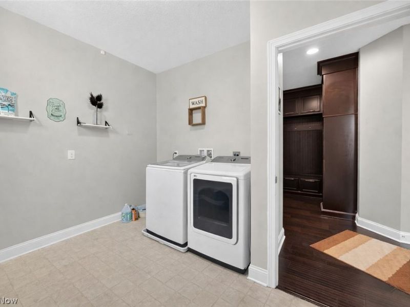 18079 Clare Court, Strongsville, OH 44149 Photo 24