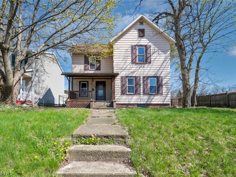 1729 Newberry Street, Cuyahoga Falls, OH 44221 Photo 2