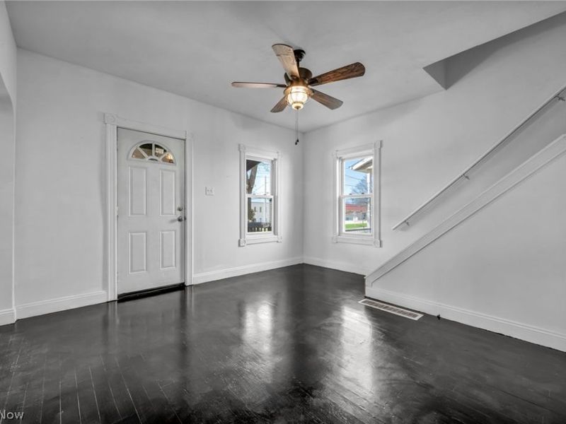 1729 Newberry Street, Cuyahoga Falls, OH 44221 Photo 9