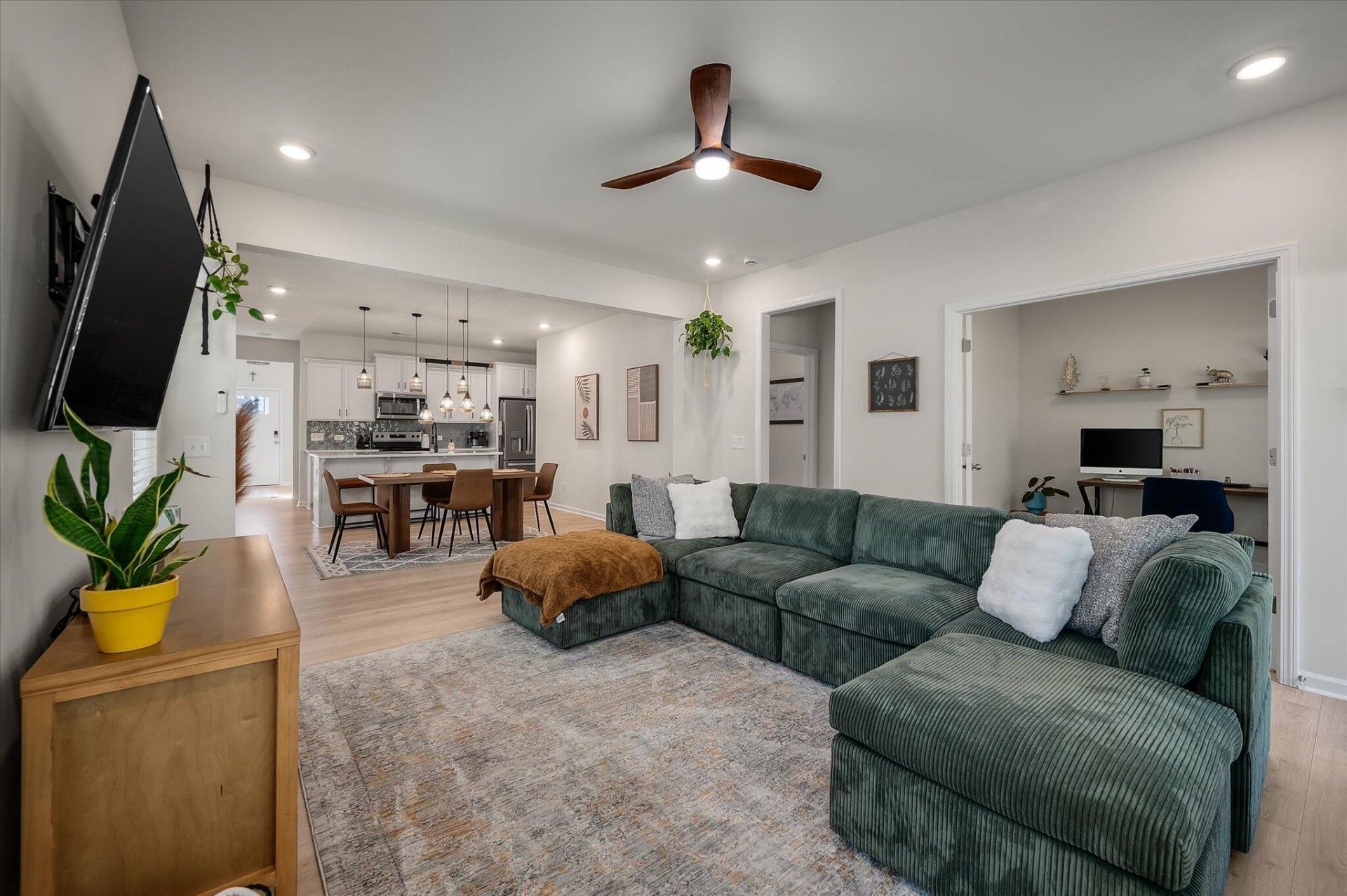 181 Surfbird Road Photo 10
