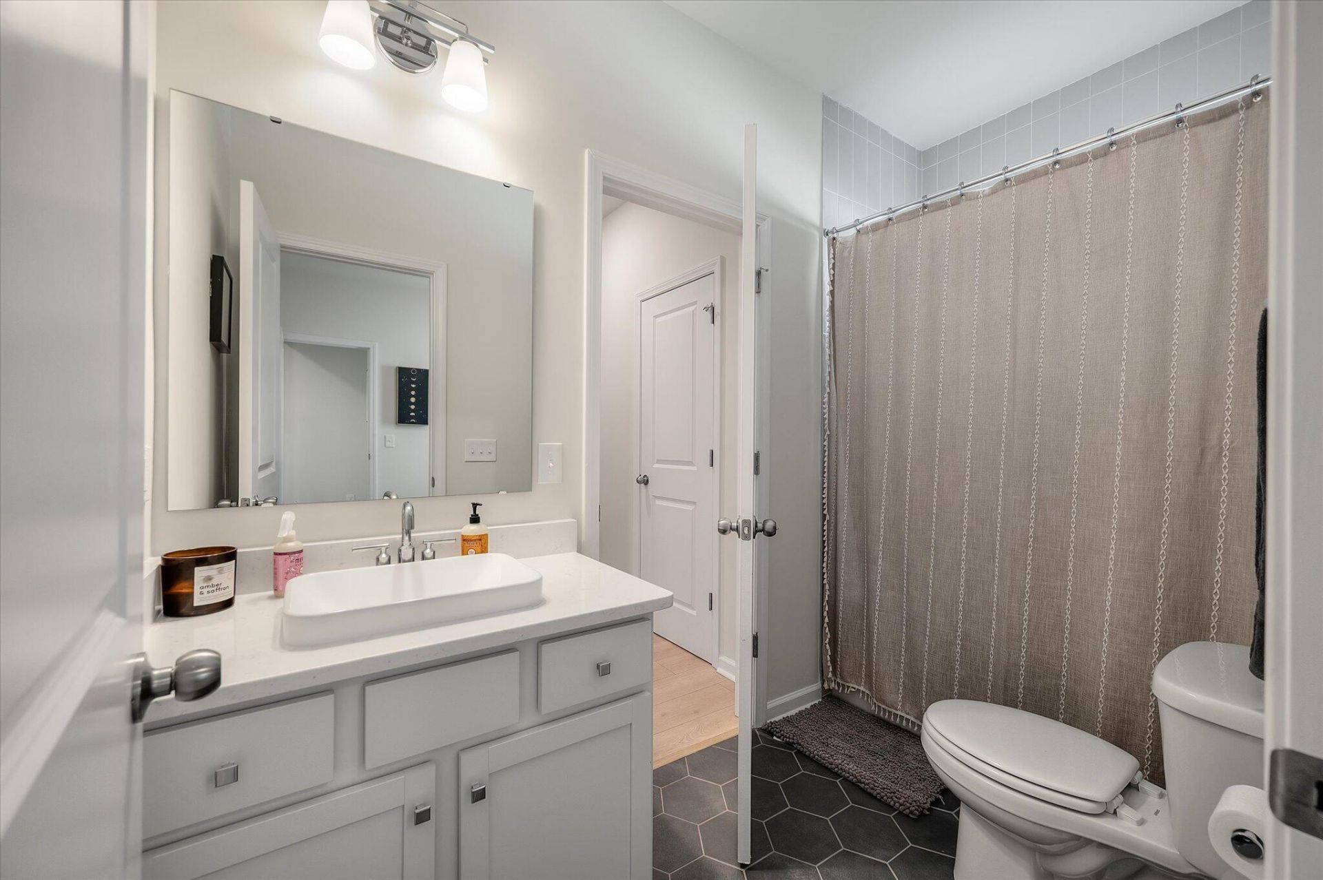 181 Surfbird Road Photo 15