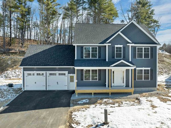 10 Shelburne Lane, Concord, NH 03301