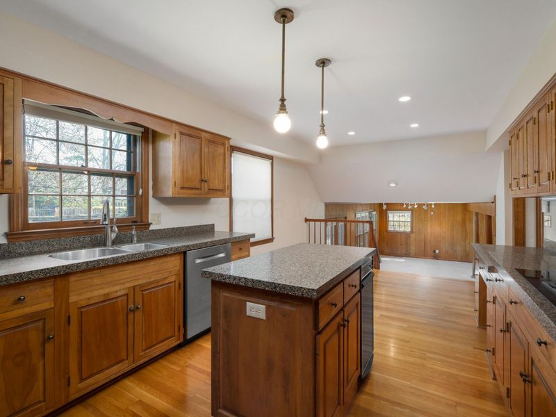 4360 Woodhall Road , Columbus, OH 43220 Photo 20