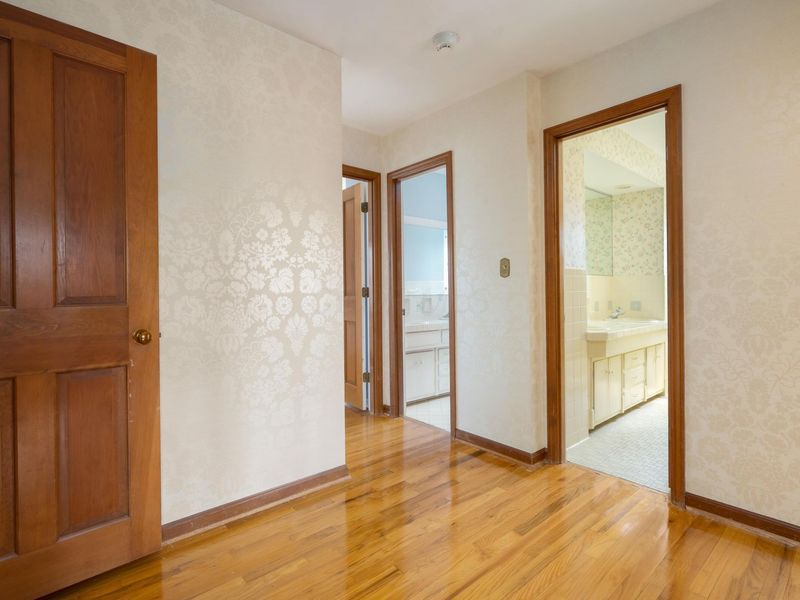 4360 Woodhall Road , Columbus, OH 43220 Photo 28