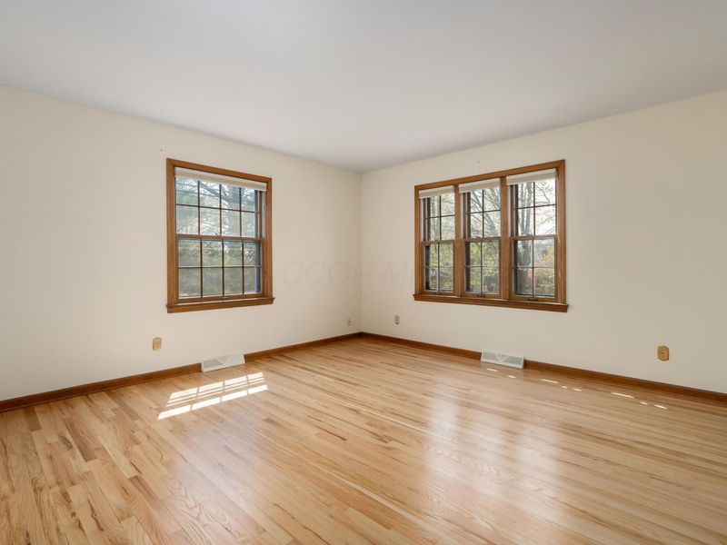 4360 Woodhall Road , Columbus, OH 43220 Photo 37