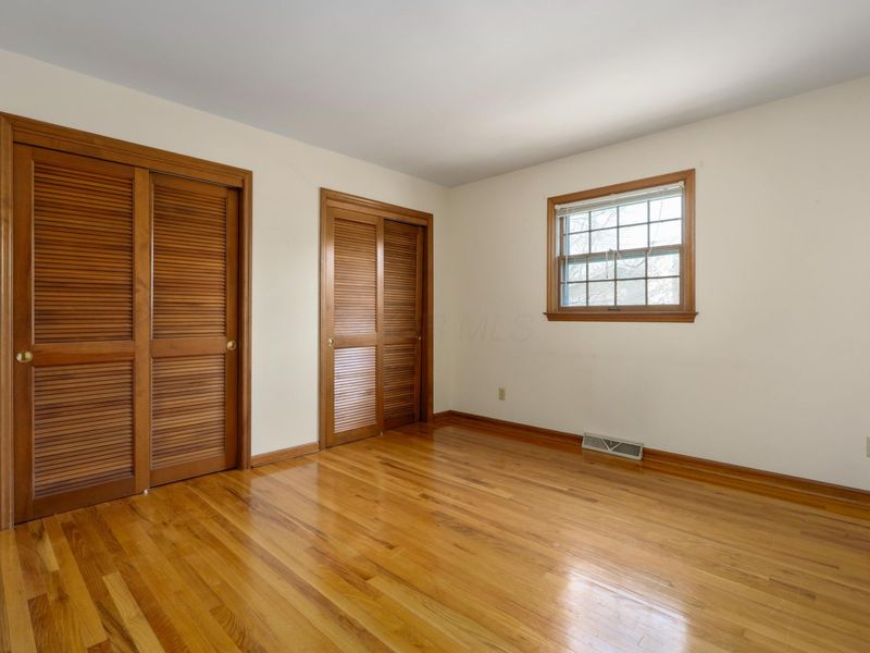 4360 Woodhall Road , Columbus, OH 43220 Photo 39