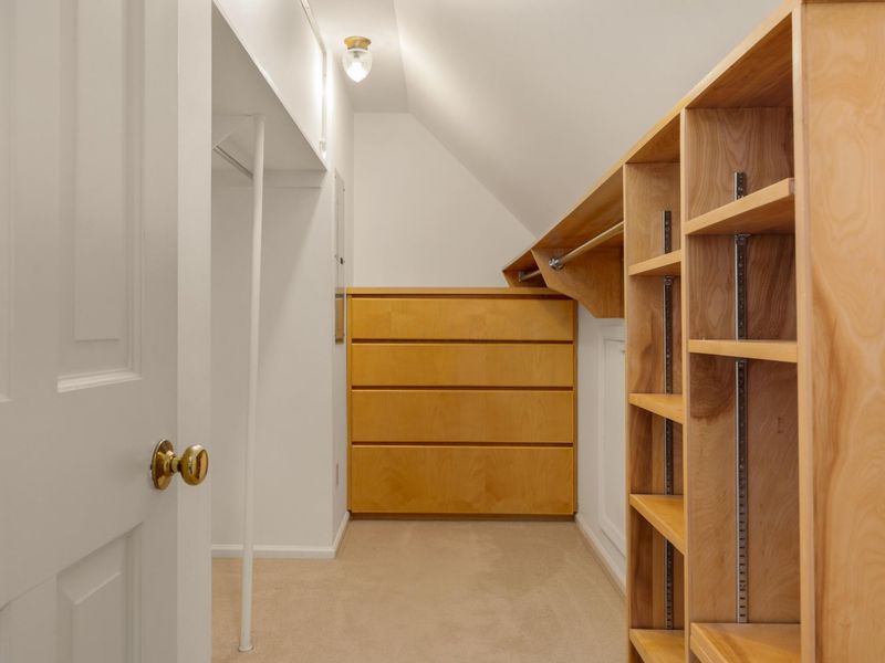 4360 Woodhall Road , Columbus, OH 43220 Photo 47