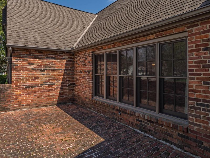 4360 Woodhall Road , Columbus, OH 43220 Photo 7