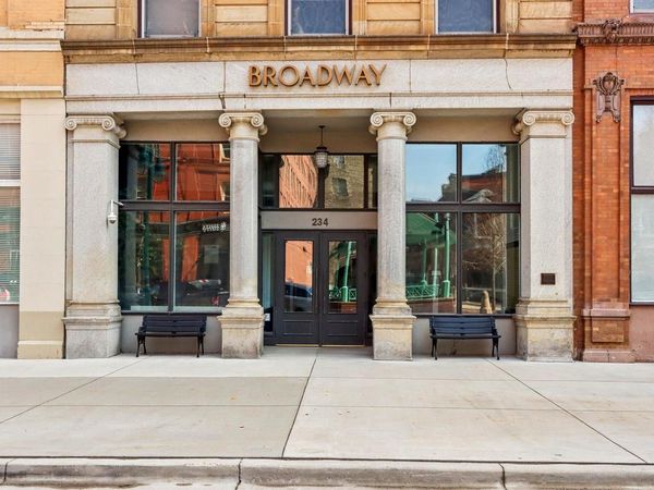 234 N Broadway, Unit 211, Milwaukee, WI 53202