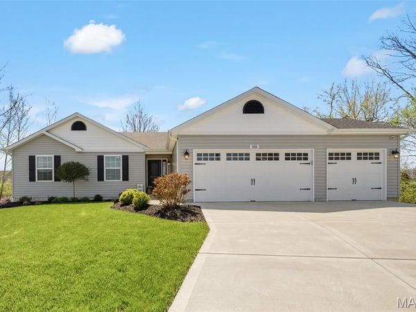 128 Chelsea Court , Wright City, MO 63390