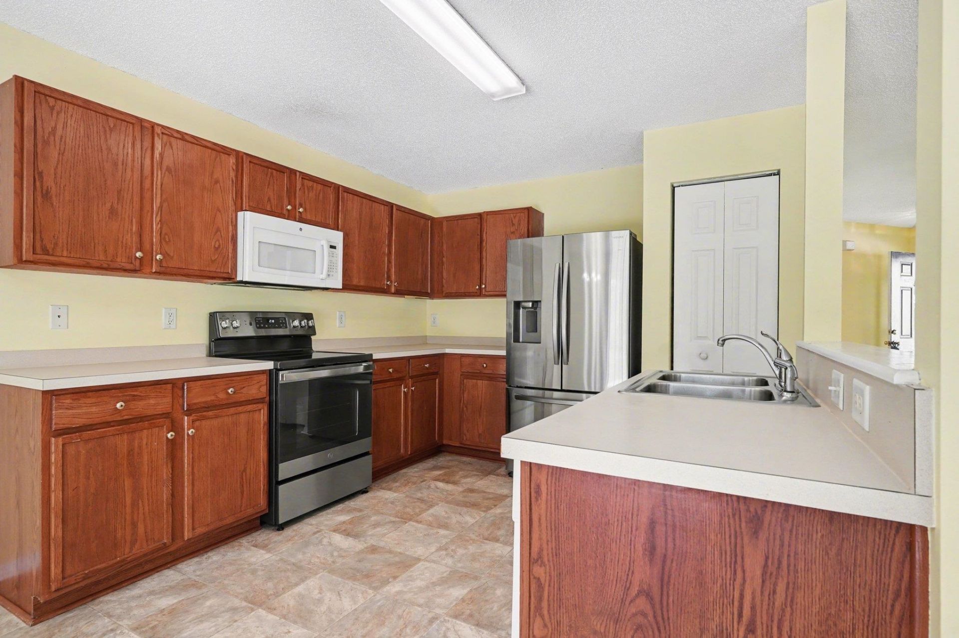 199 Bellegrove Dr. Photo 12