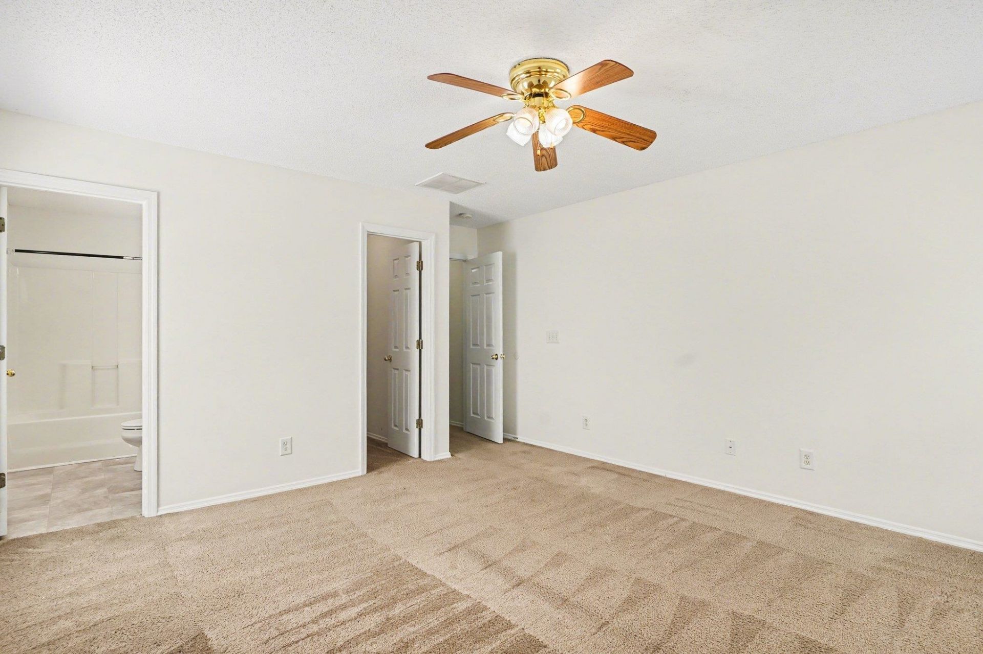 199 Bellegrove Dr. Photo 15