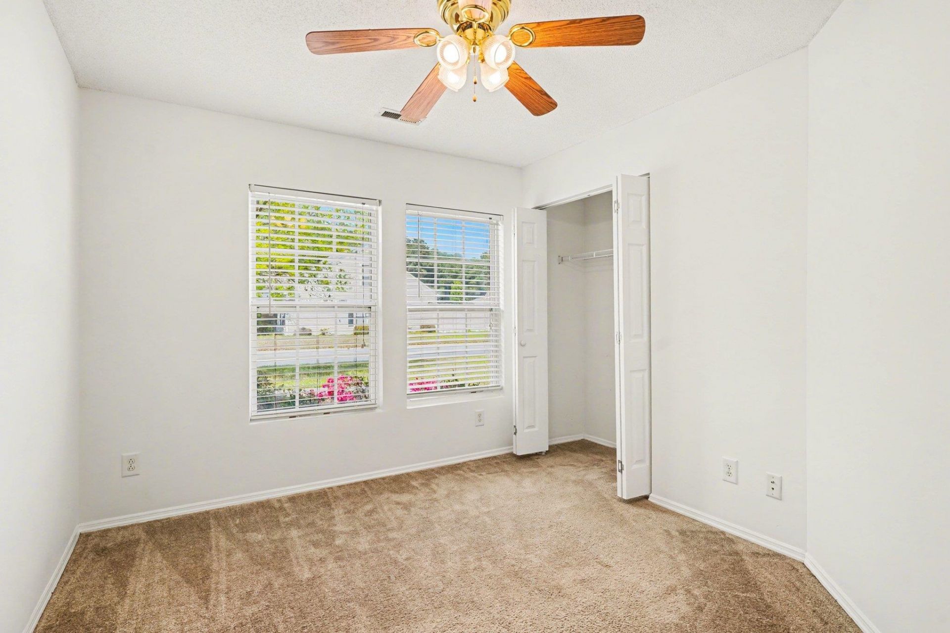 199 Bellegrove Dr. Photo 18