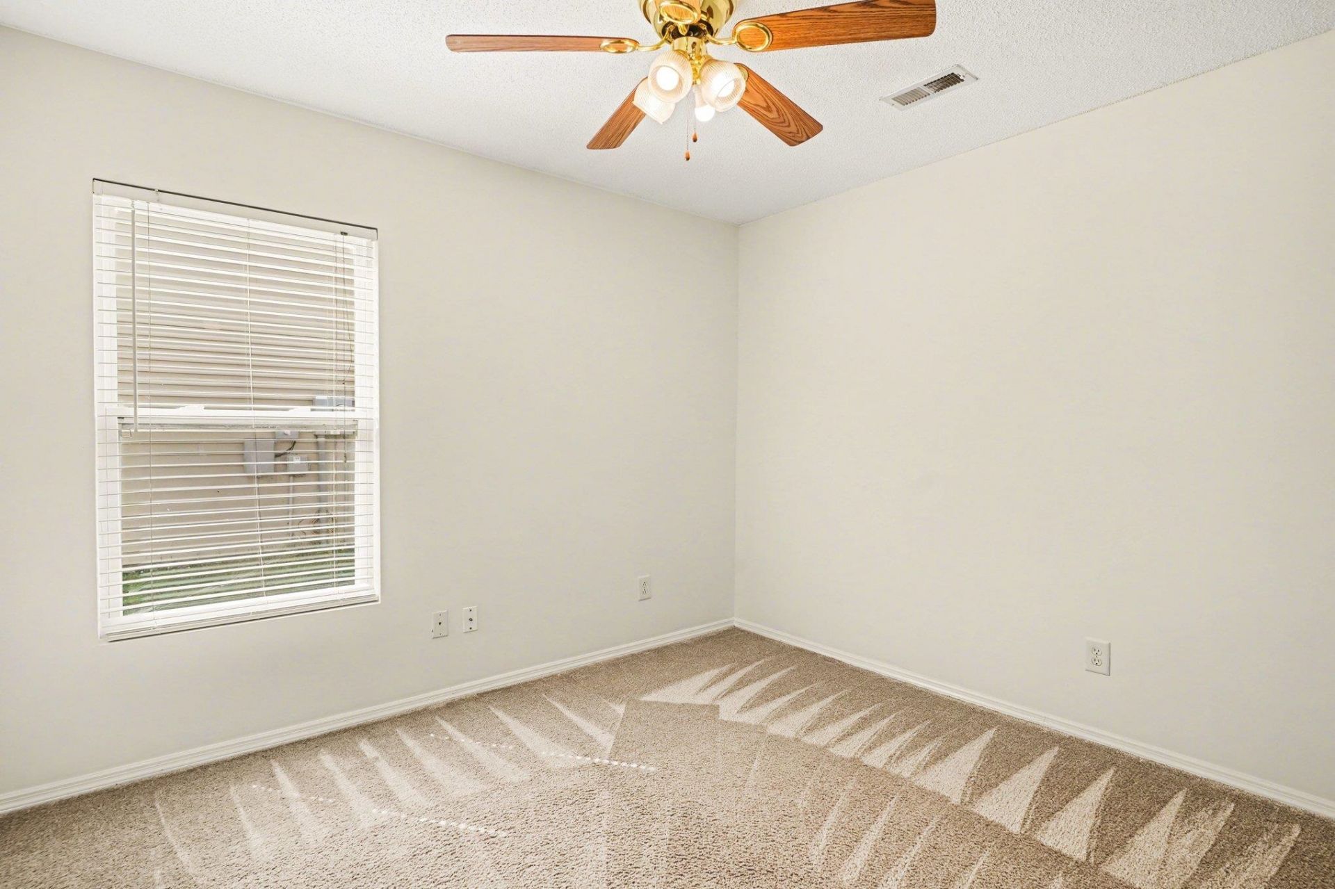 199 Bellegrove Dr. Photo 21