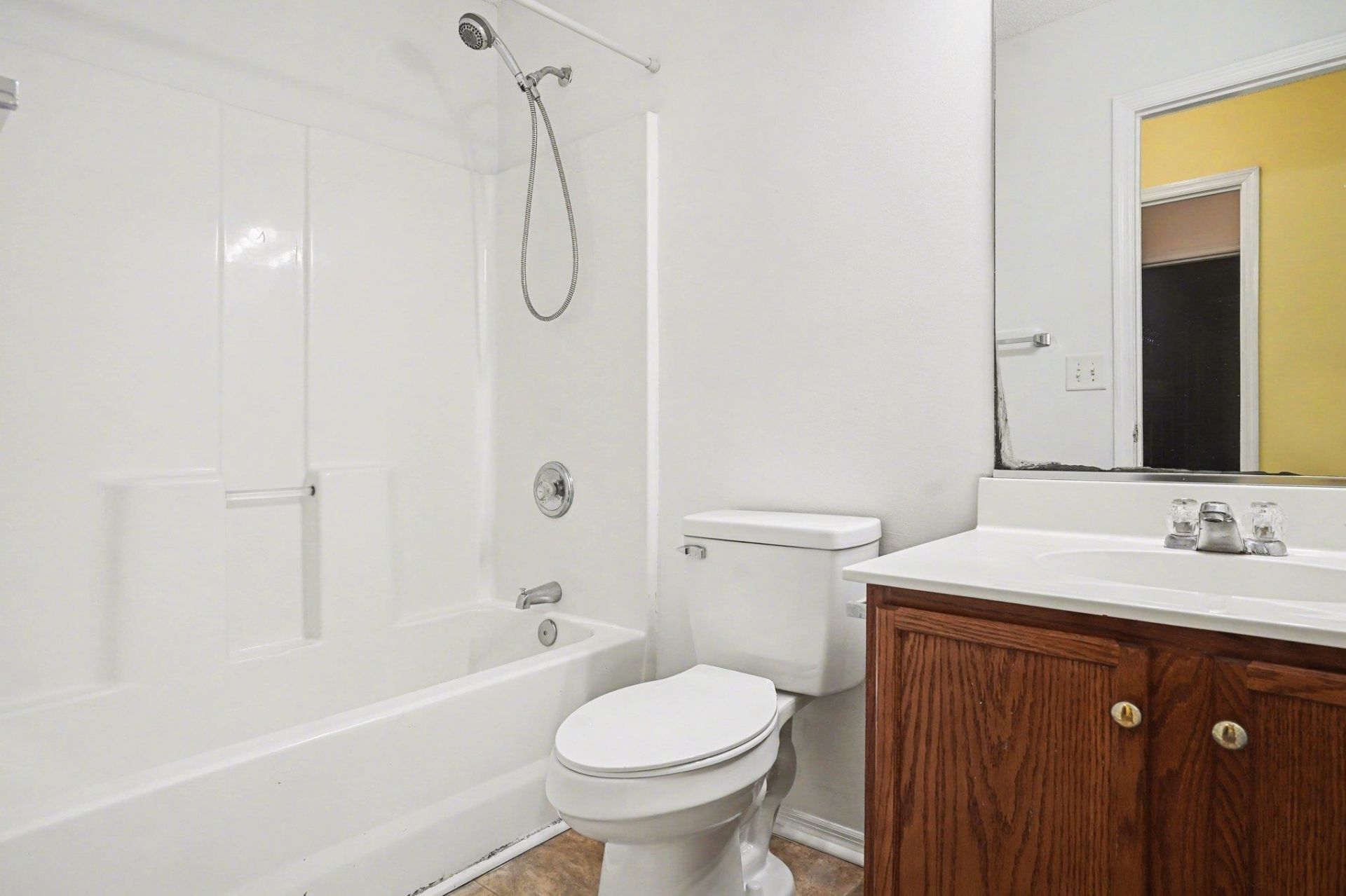 199 Bellegrove Dr. Photo 23