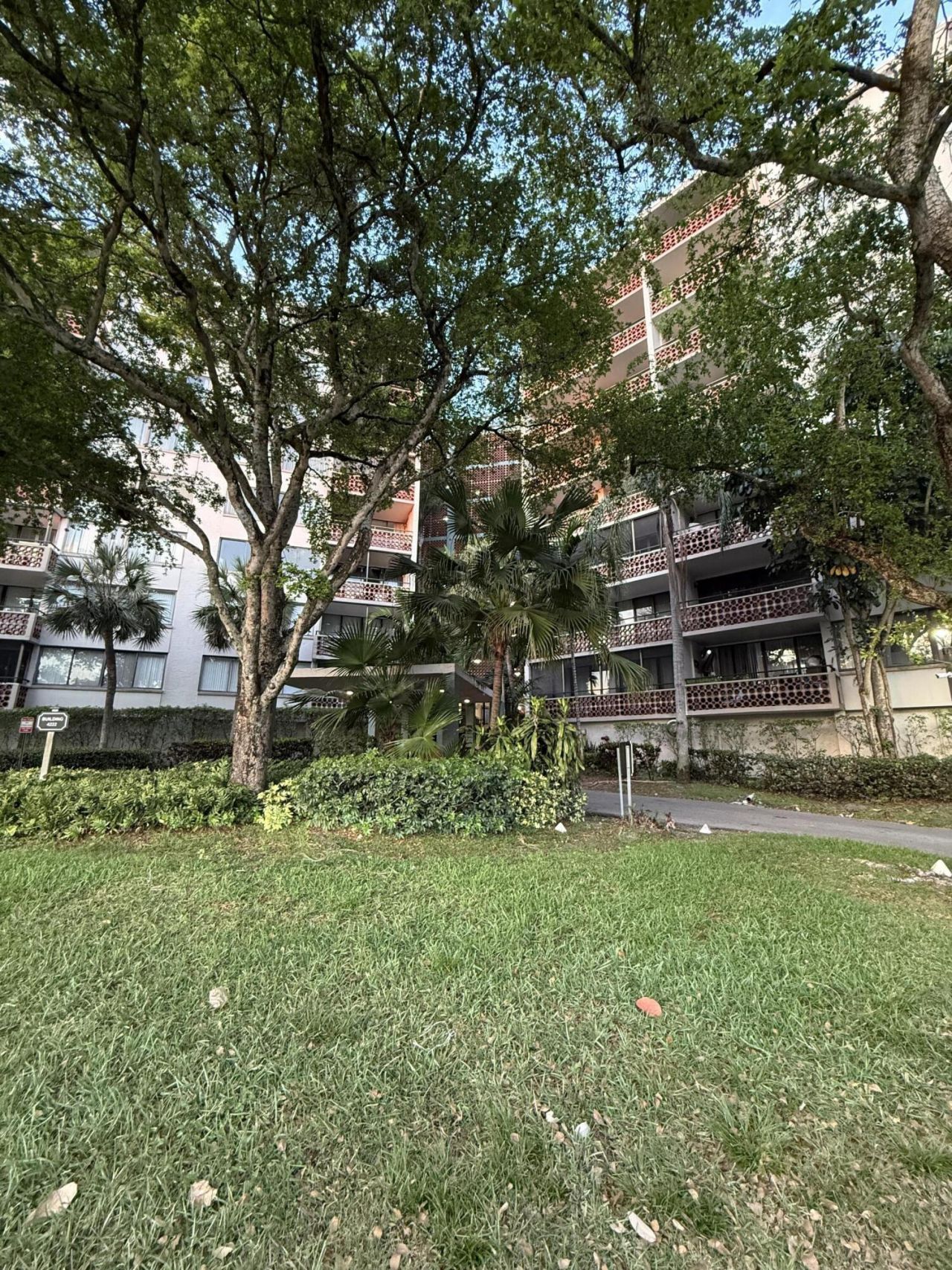 4222 Inverrary Boulevard, Unit 4118, Lauderhill, FL 33319 Photo