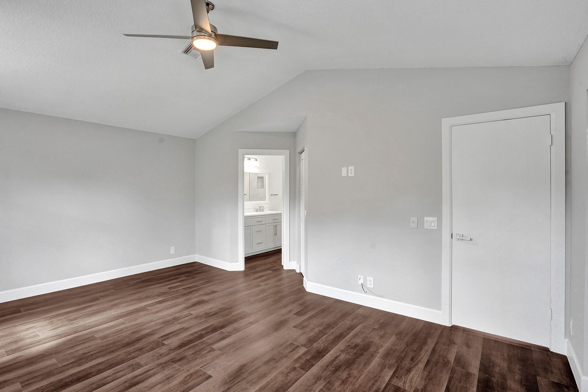 9821 NW 5th Place, Plantation, FL 33324 Photo