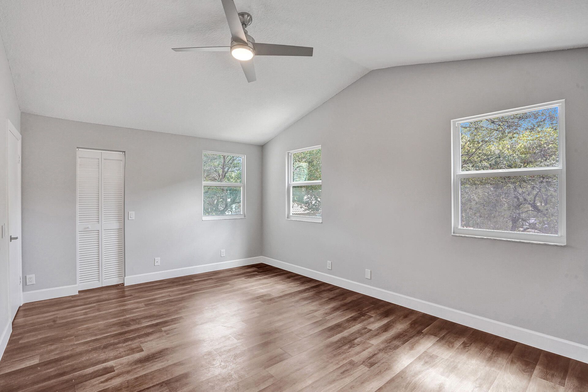 9821 NW 5th Place, Plantation, FL 33324 Photo