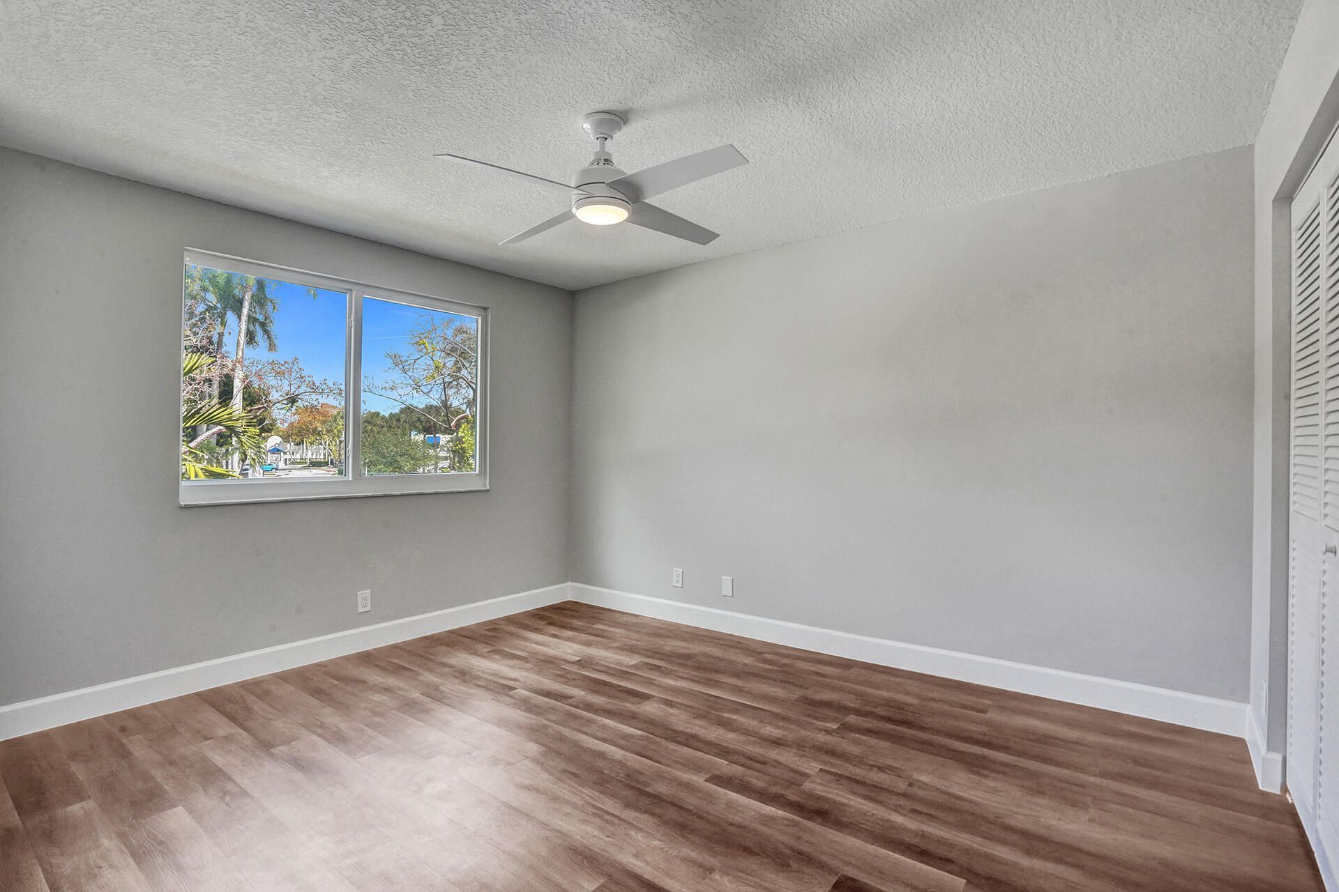 9821 NW 5th Place, Plantation, FL 33324 Photo