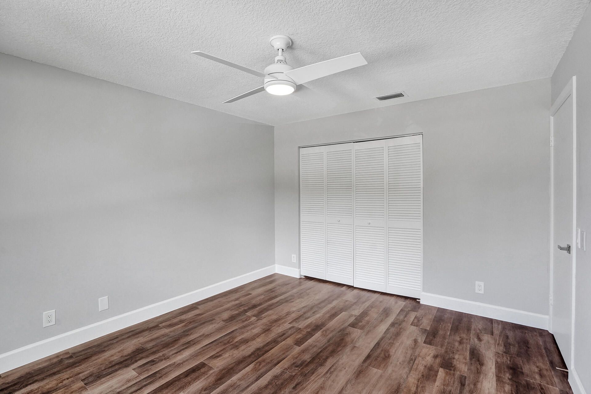 9821 NW 5th Place, Plantation, FL 33324 Photo