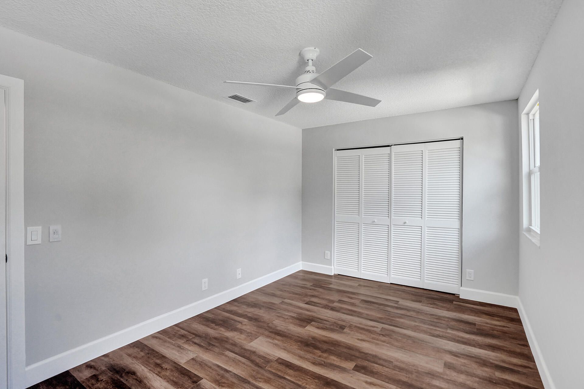 9821 NW 5th Place, Plantation, FL 33324 Photo