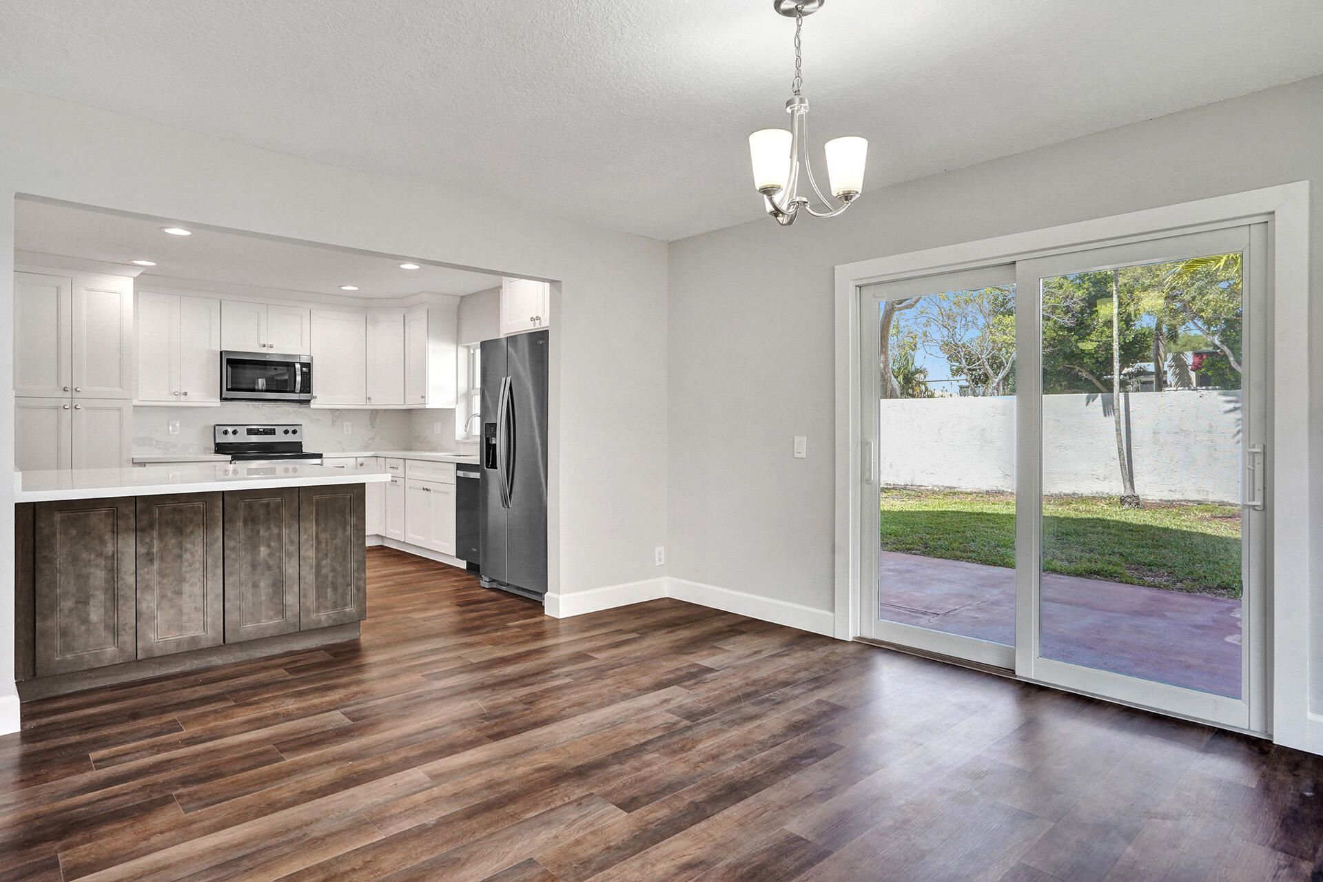 9821 NW 5th Place, Plantation, FL 33324 Photo