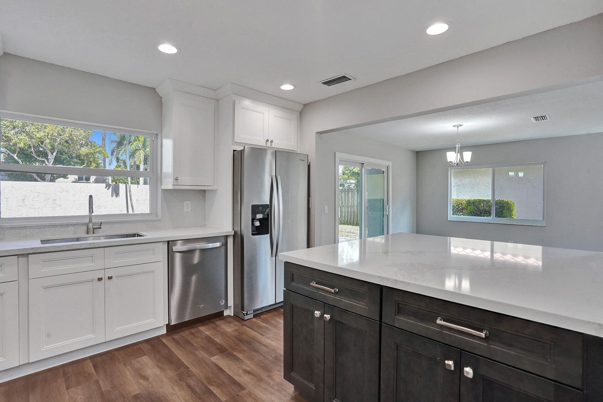 9821 NW 5th Place, Plantation, FL 33324 Photo