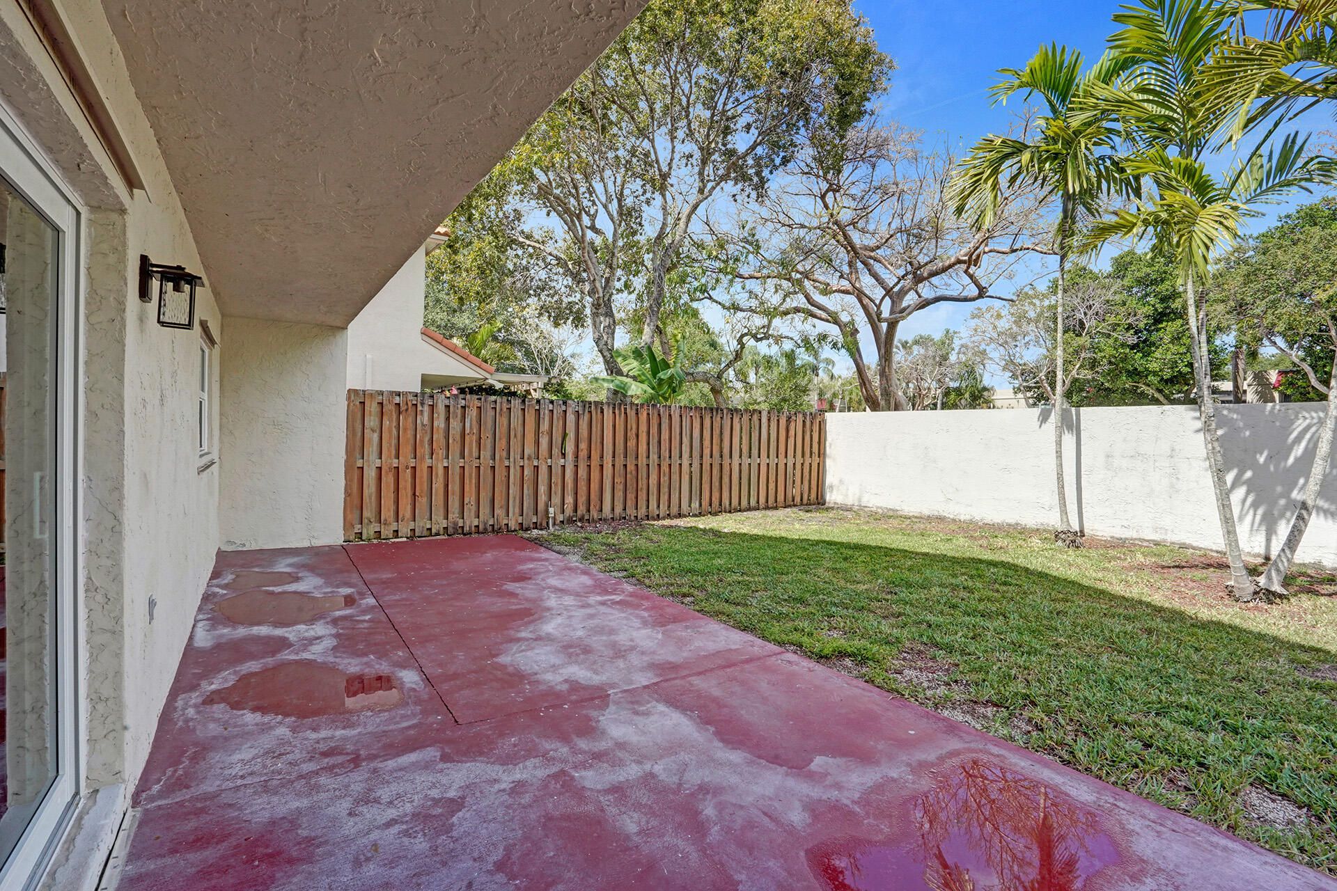 9821 NW 5th Place, Plantation, FL 33324 Photo
