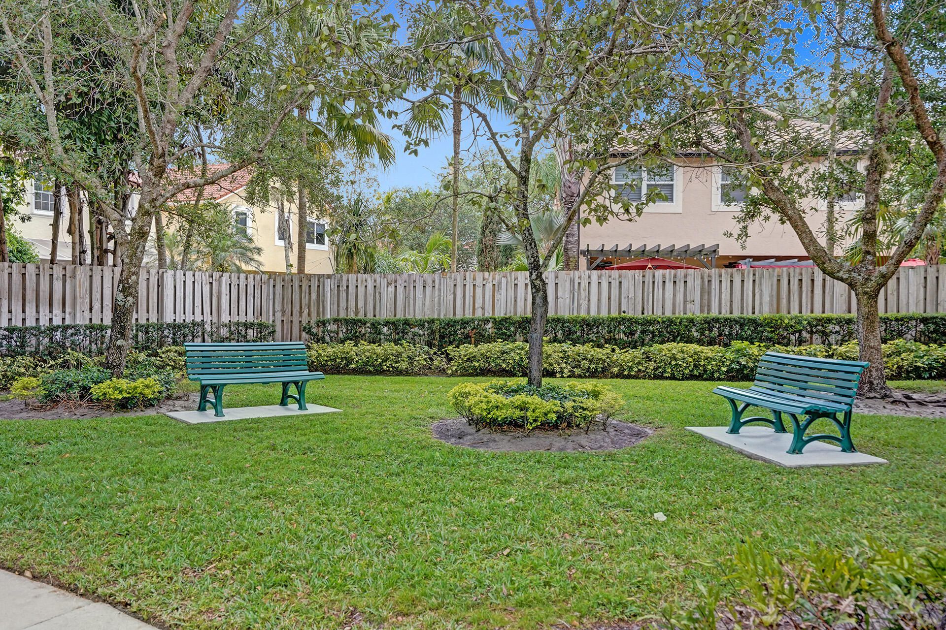 9821 NW 5th Place, Plantation, FL 33324 Photo
