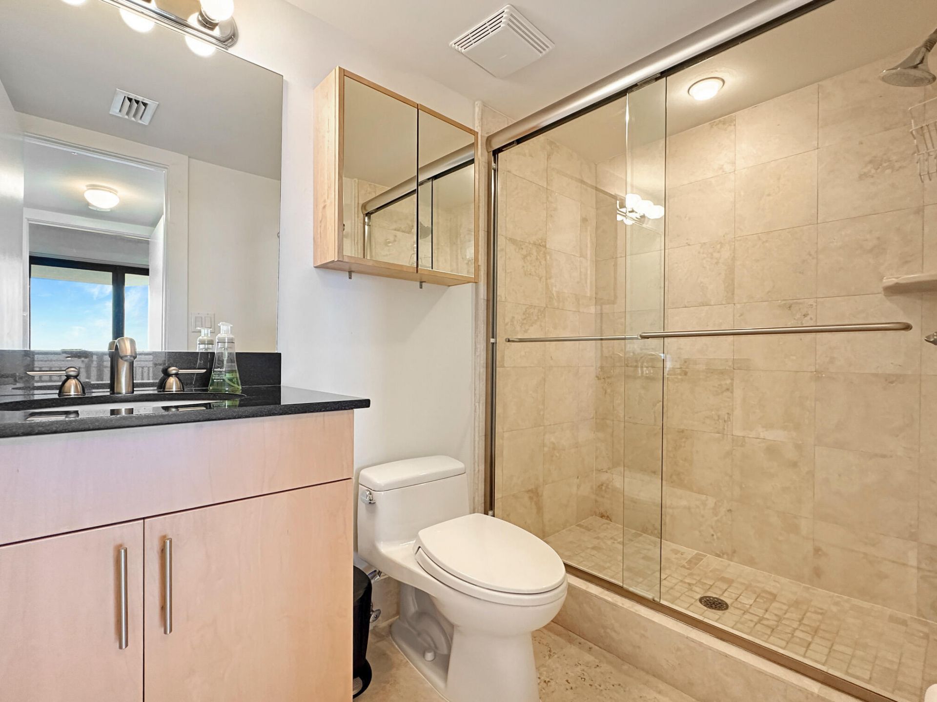 3000 N Ocean Drive, Unit 22d, Riviera Beach, FL 33404 Photo