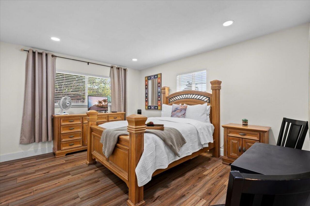 414 NE 26th Terrace, Boca Raton, FL 33431 Photo