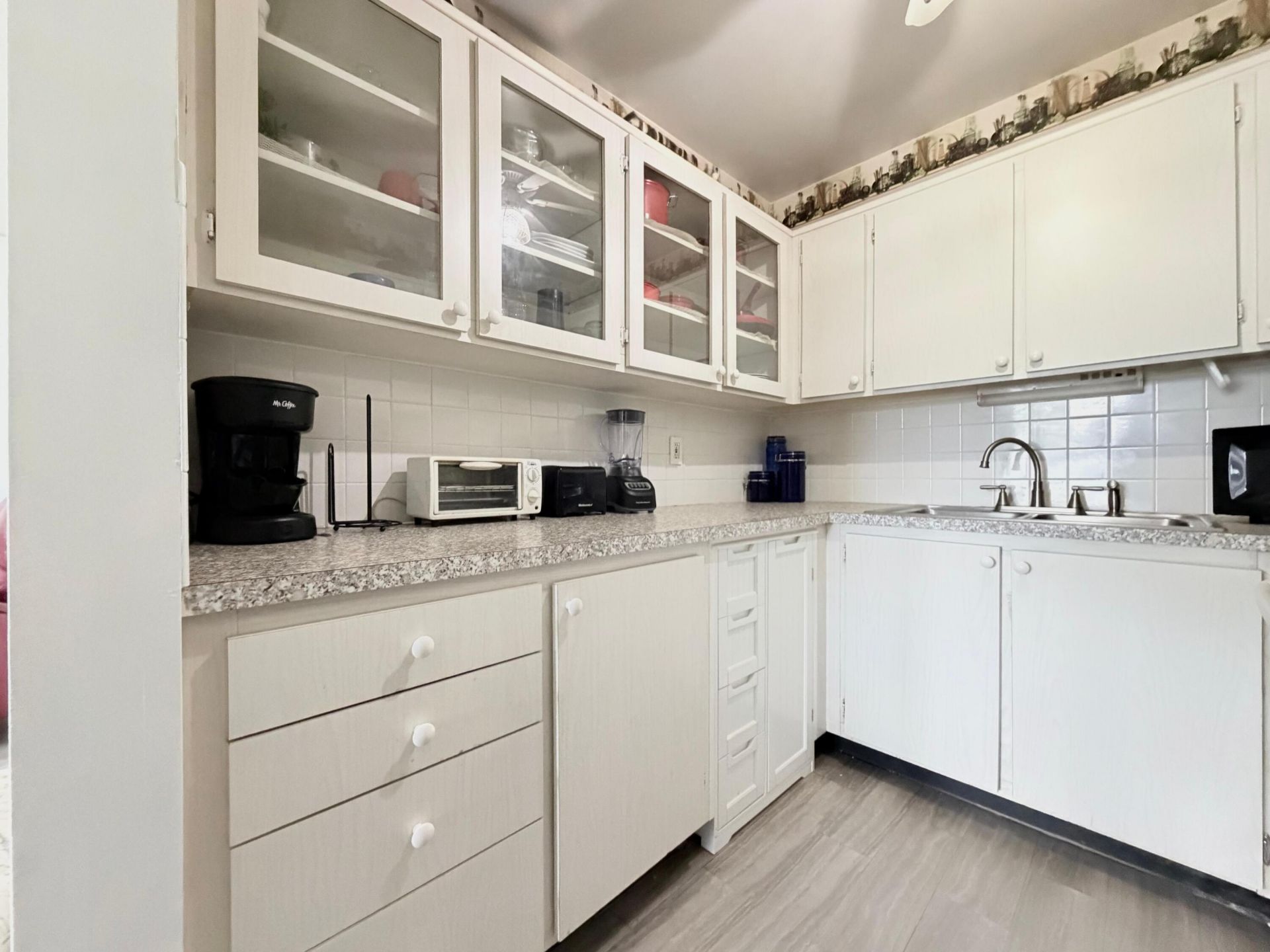 62 Easthampton C, West Palm Beach, FL 33417 Photo
