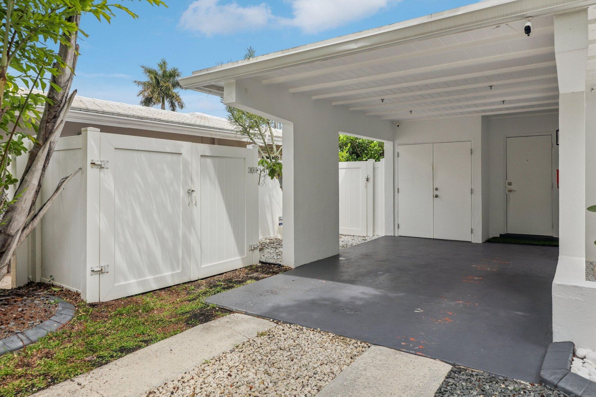 1910 NE 17th Terrace, Fort Lauderdale, FL 33305 Photo