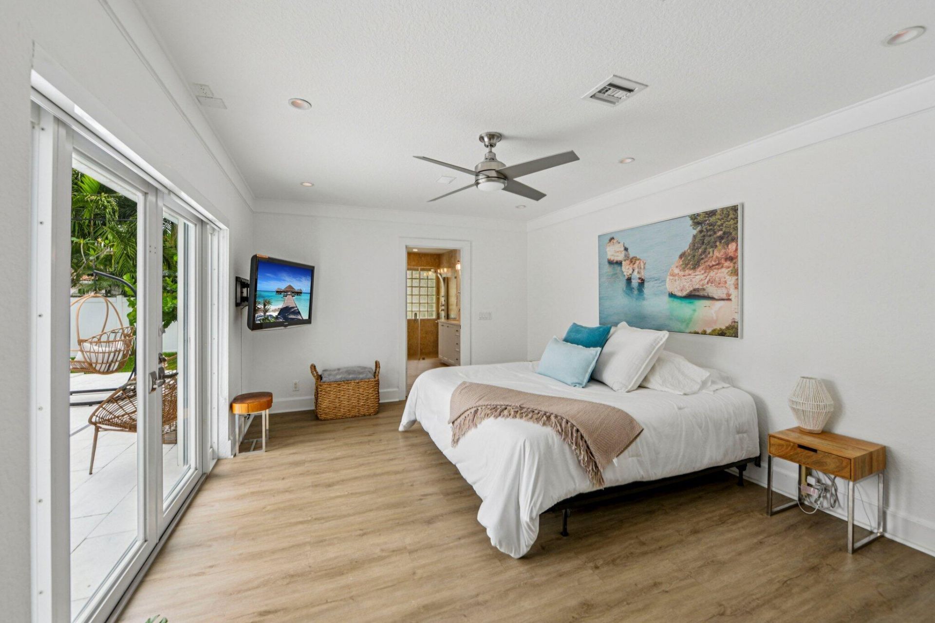 1910 NE 17th Terrace, Fort Lauderdale, FL 33305 Photo