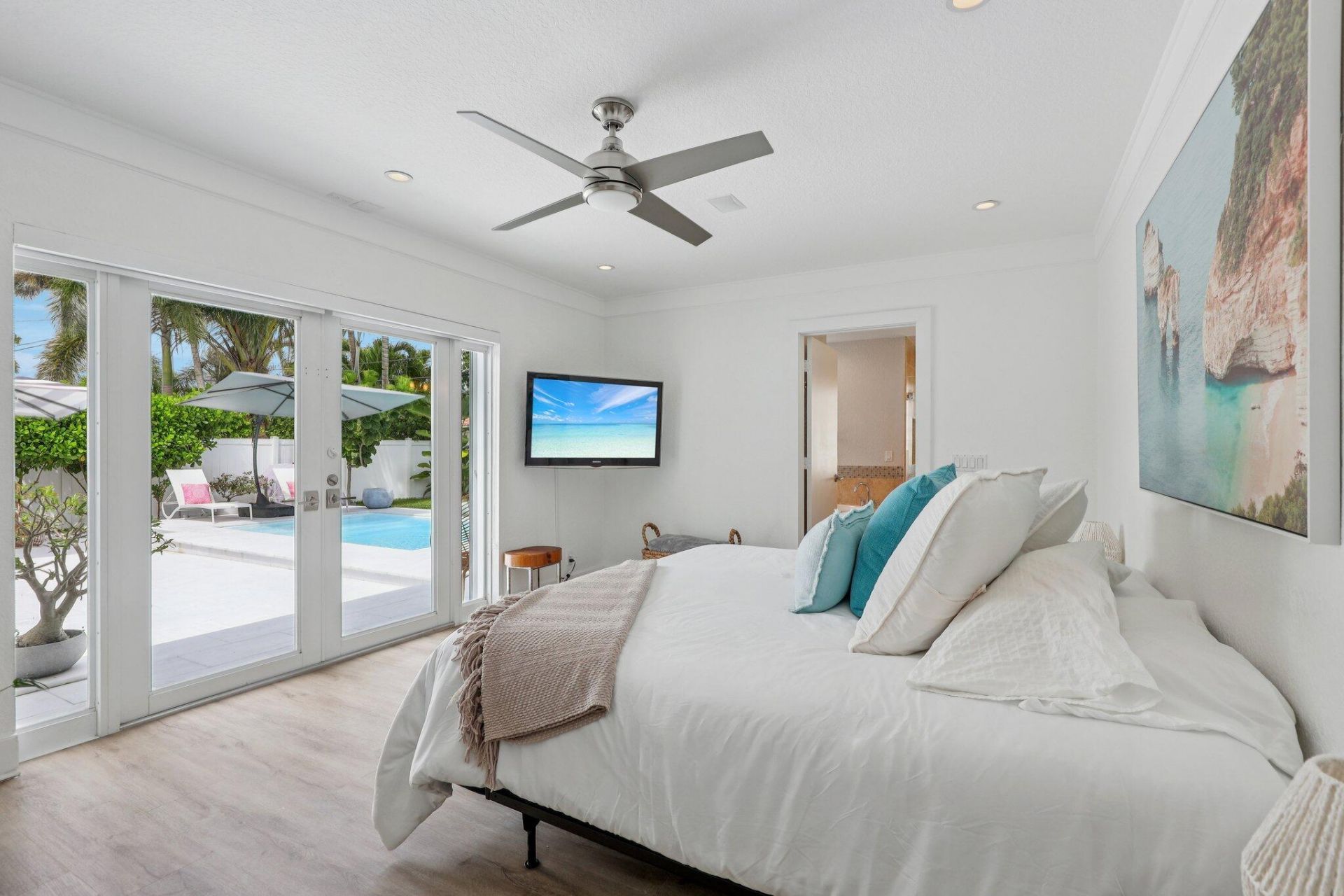 1910 NE 17th Terrace, Fort Lauderdale, FL 33305 Photo