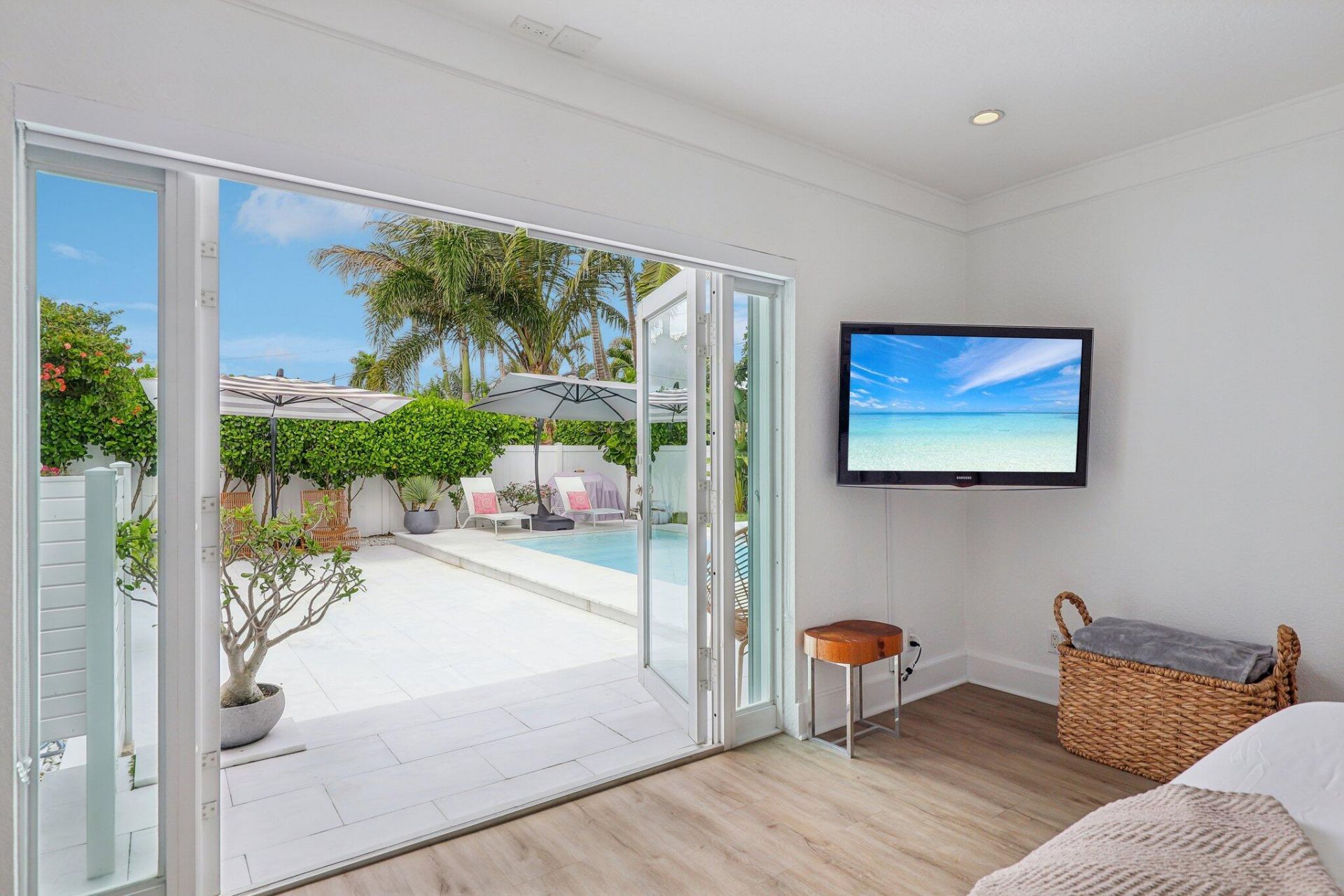 1910 NE 17th Terrace, Fort Lauderdale, FL 33305 Photo