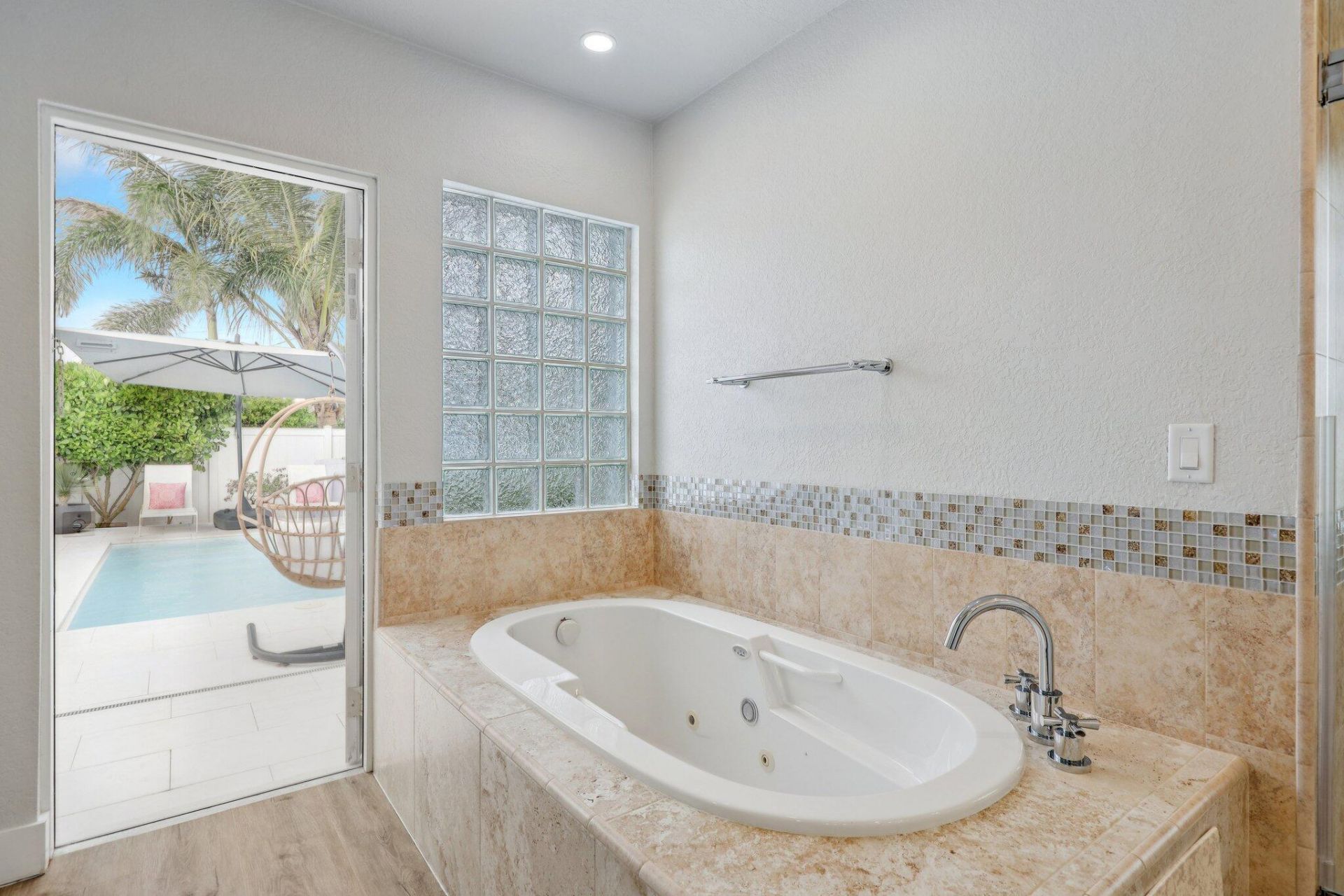 1910 NE 17th Terrace, Fort Lauderdale, FL 33305 Photo